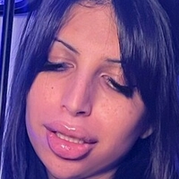 TS Arianna Naken