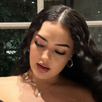 Tyla urgirltylaxx Naken