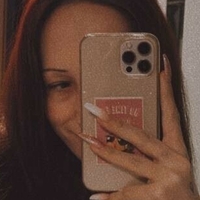 typicallaurasophie Naken