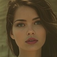 Vaelora Reed Naken