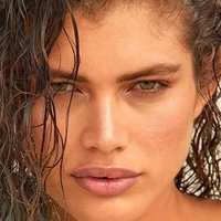 Valentina Sampaio Naken
