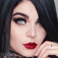Valerie Correa Naken