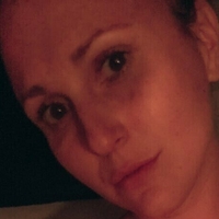 Valerie Courtney Naken