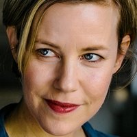 Valerie Dillman Naken