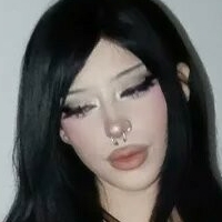 vampirec0wgirl Naken