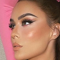 Xhensila Myrtezaj Naken