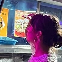 Xochitl Gomez Naken