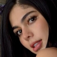Yineth Medina Naken