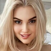 yourhottienica Naken