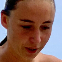 Yuli Owiak Naken